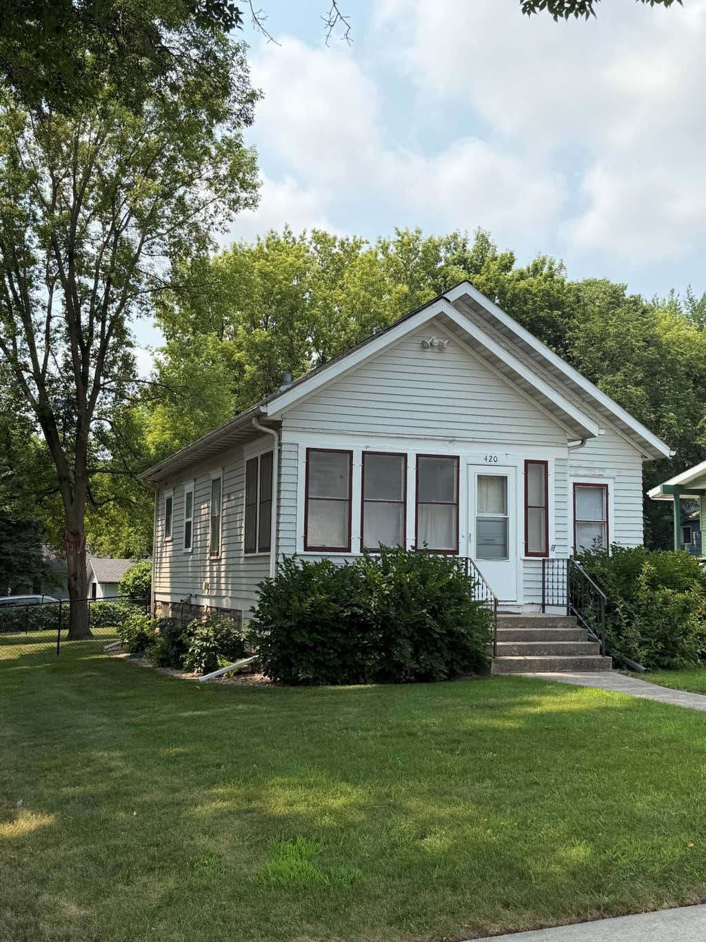 Photo of 420 SW 11th Street, Willmar, MN 56201 (MLS # 7118339)