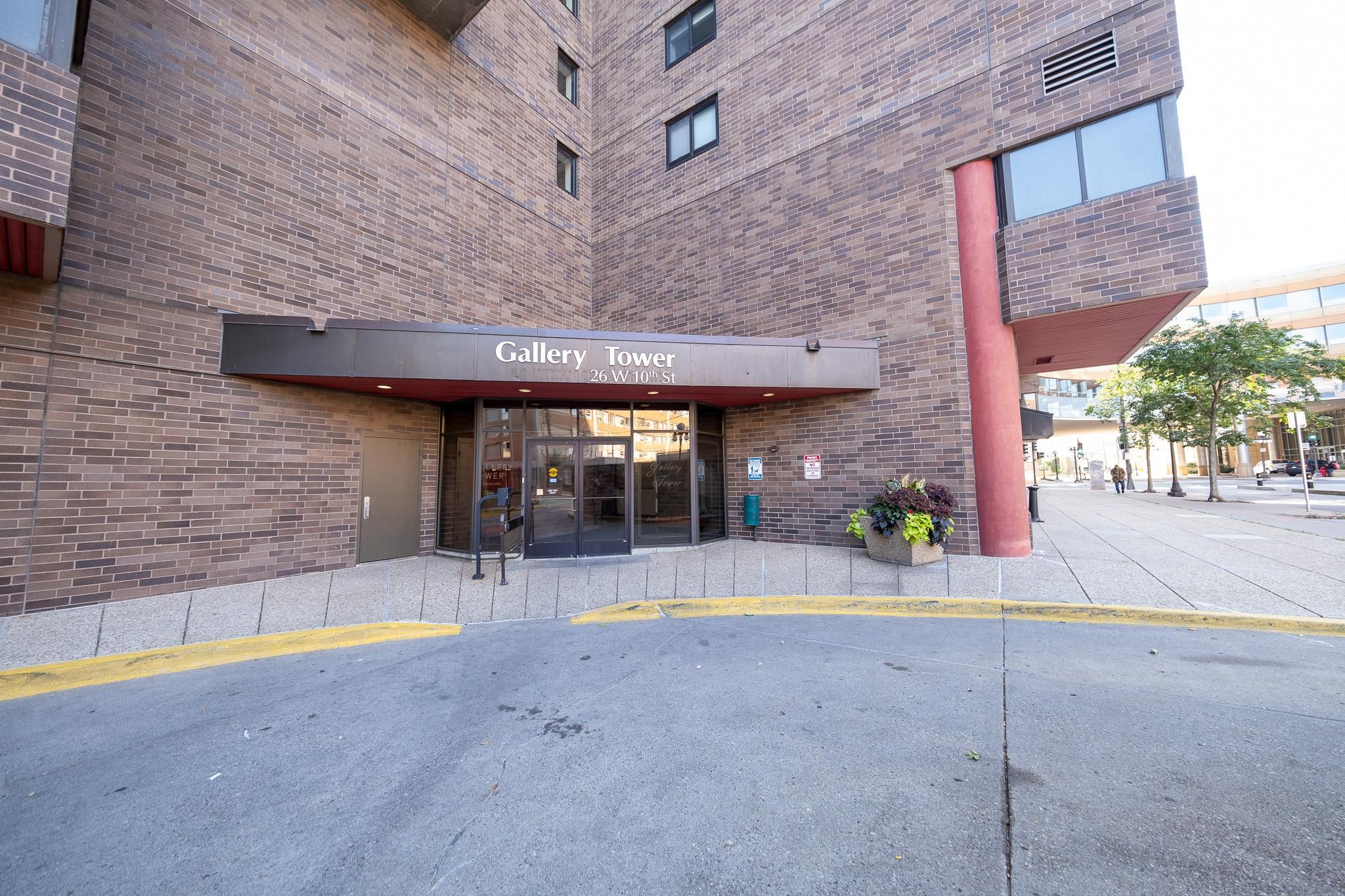 26 10th Street W 804