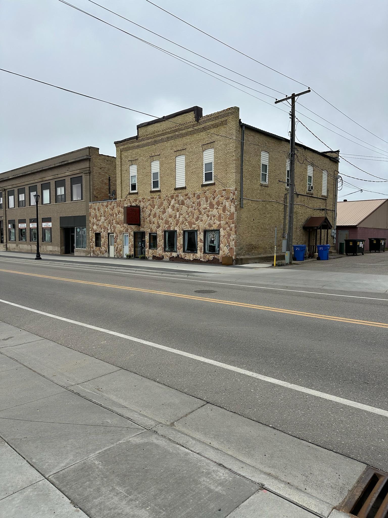 109 N Lake Street