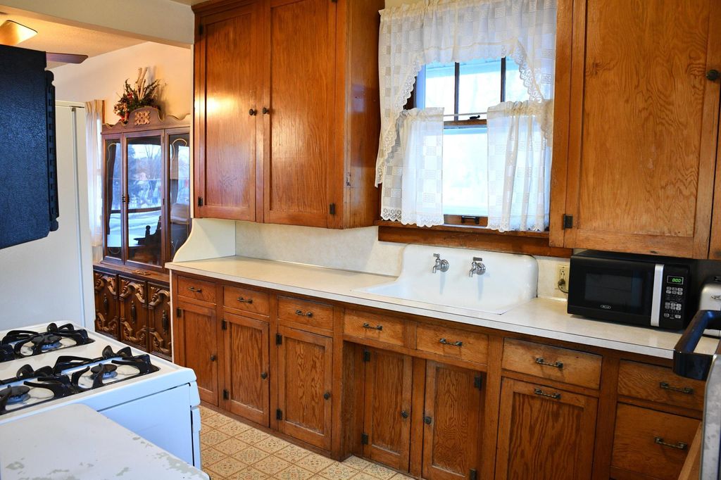 Photo of 402 Rohrer Street, Round Lake, MN 56167 (MLS # 7014182)