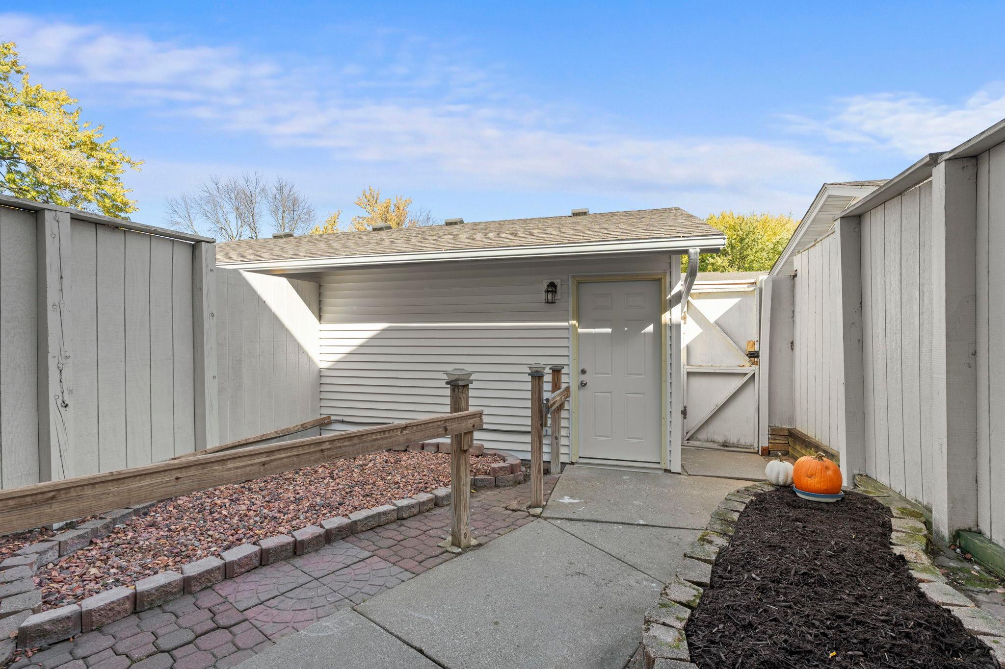 6612 Gretchen Lane N