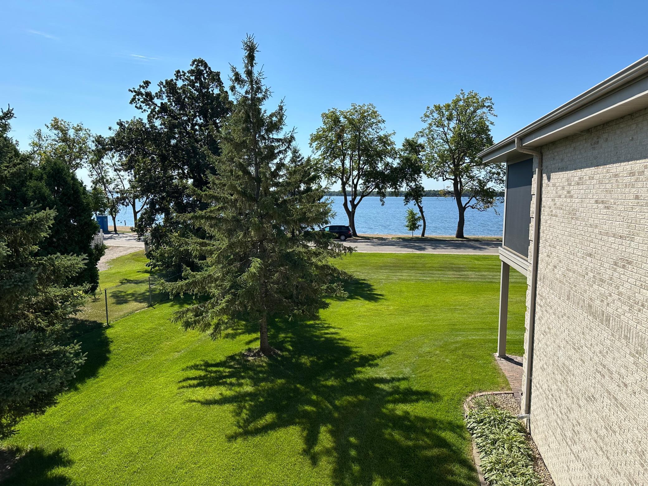 410 W Lake Drive #204 & Garage #202