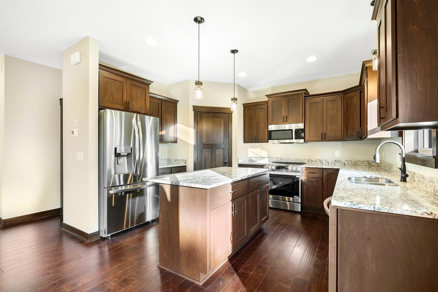 7794 Adler Trail