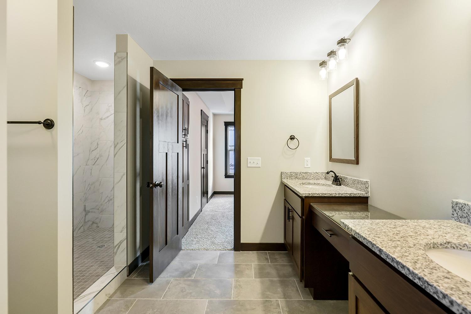 7794 Adler Trail