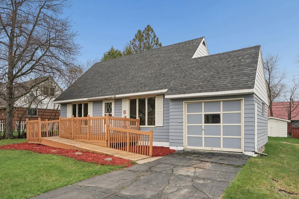 Photo of 320 Andover Road, Hoyt Lakes, MN 55750 (MLS # 7076090)