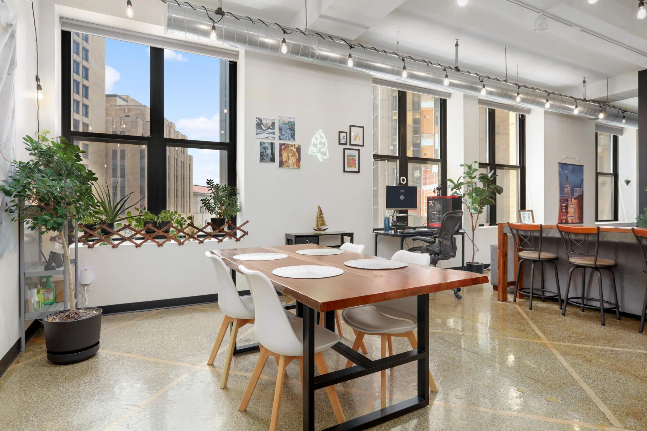350 Saint Peter Street 408