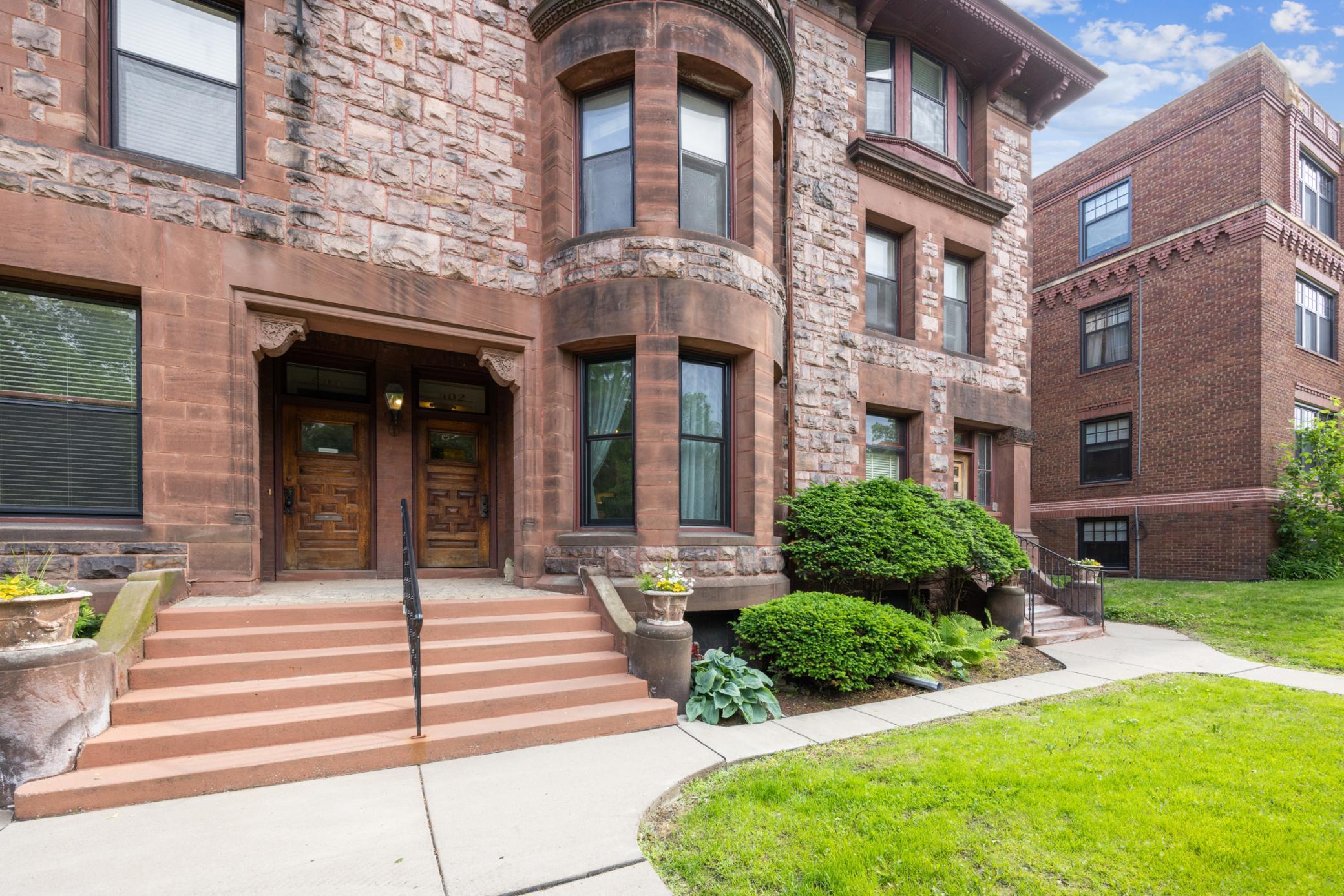 602 Summit Avenue 3
