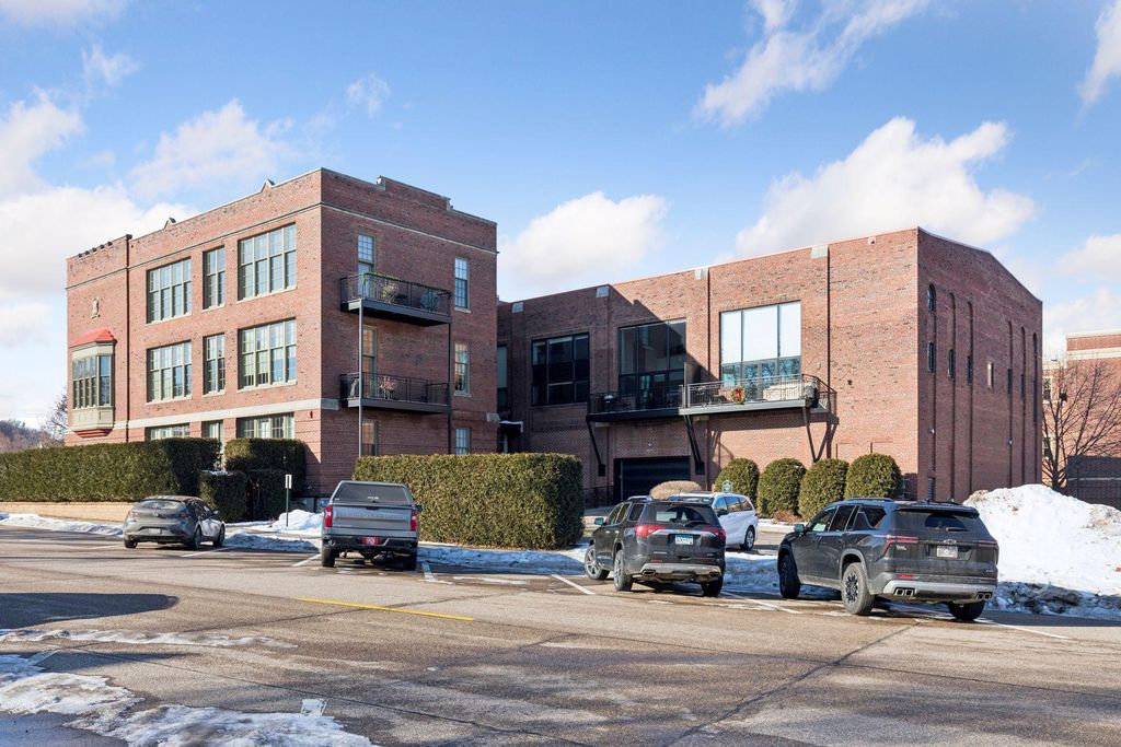 Photo of 523 East Avenue #214, Red Wing, MN 55066 (MLS # 7007492)