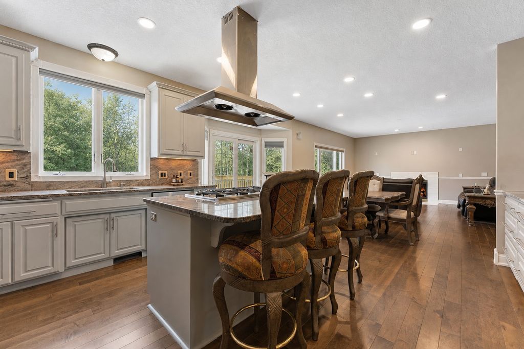 Photo of 6453 Oxford Road N, Shakopee, MN 55379 (MLS # 7115815)