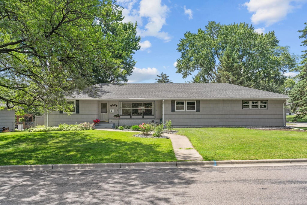 Photo of 9435 W 14th Street, Saint Louis Park, MN 55426 (MLS # 7121776)