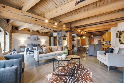 404 Washington Avenue N 304 Minneapolis MN 55401