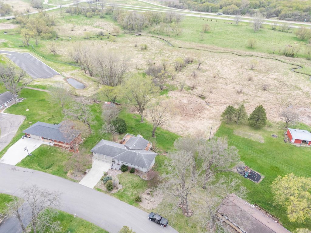 Photo of 3928 Oak Park Circle SE, Rochester, MN 55904 (MLS # 7062418)