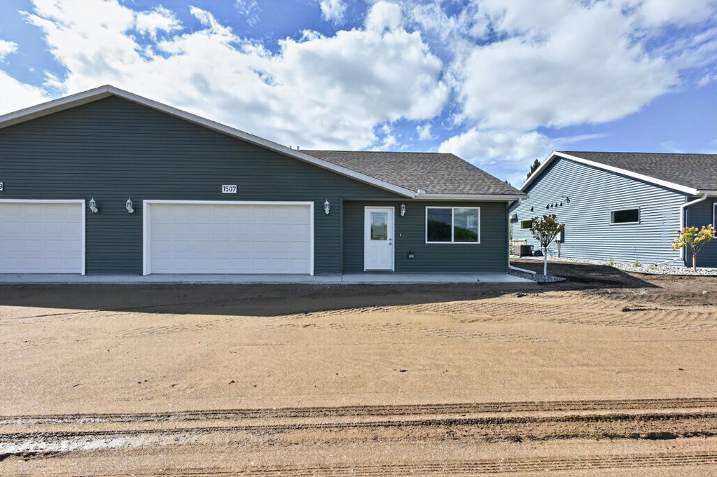 Photo of 1507 Nokomis Street, Alexandria, MN 56308 (MLS # 7146114)