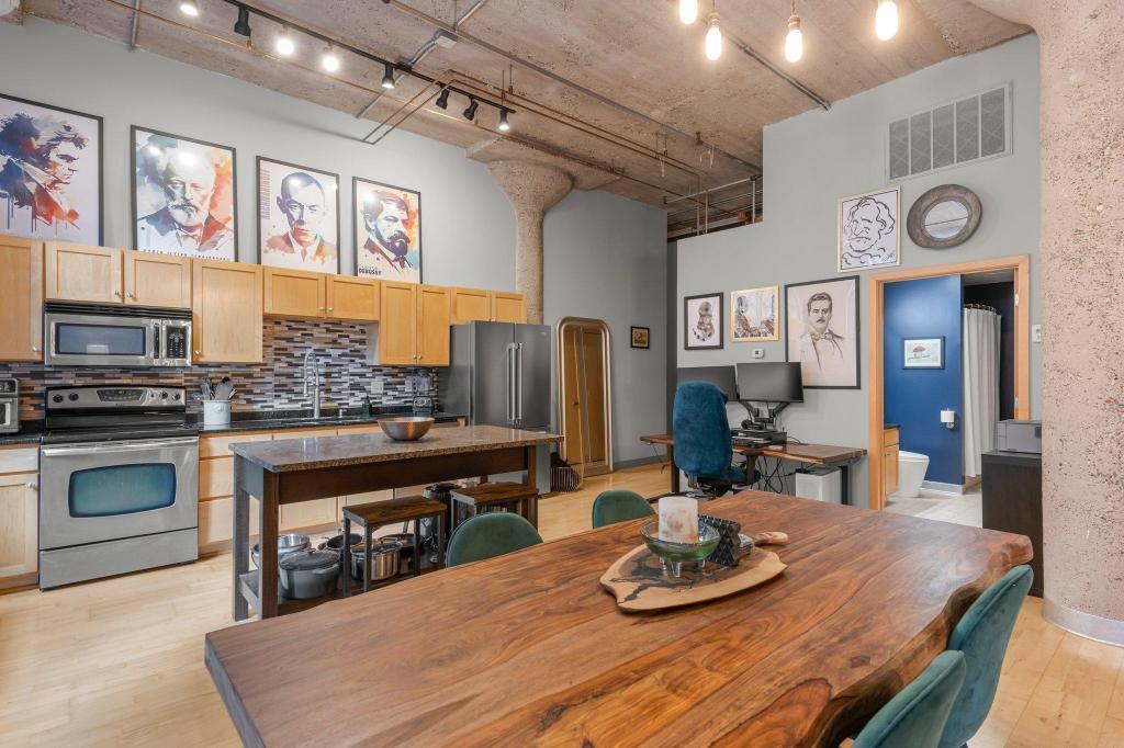 Photo of 521 S 7th Street #223, Minneapolis, MN 55415 (MLS # 7142531)