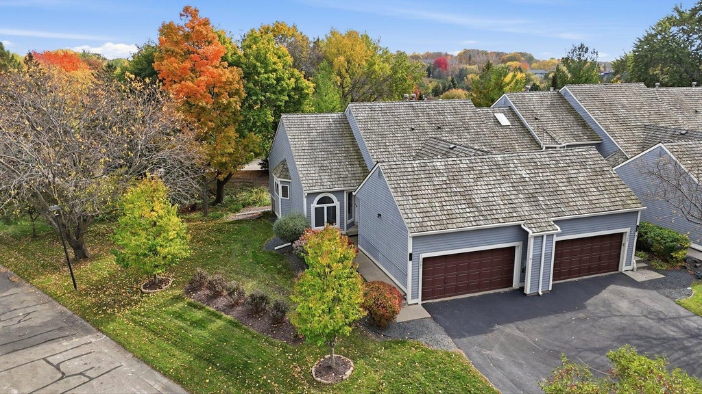 Photo of 11061 Hyland Terrace, Eden Prairie, MN 55344 (MLS # 7165154)