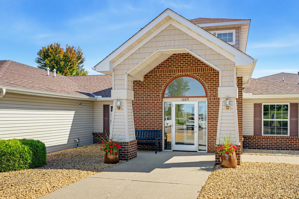 Photo of 1085 Dale Street SW #115, Hutchinson, MN 55350 (MLS # 7145826)