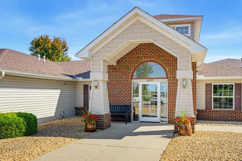 Photo of 1085 Dale Street SW #115, Hutchinson, MN 55350 (MLS # 7145826)