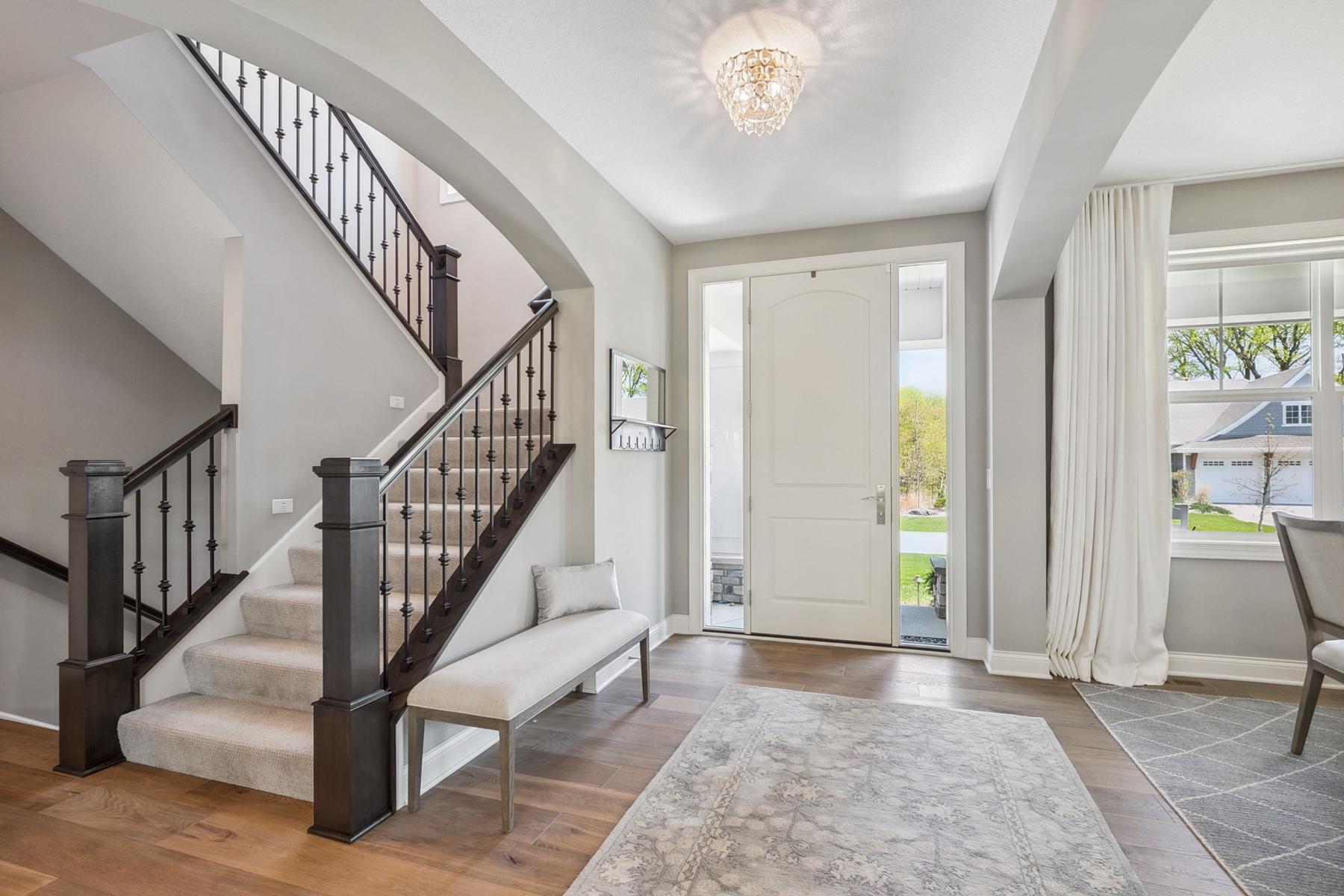 4233 Halstead Bay Alcove