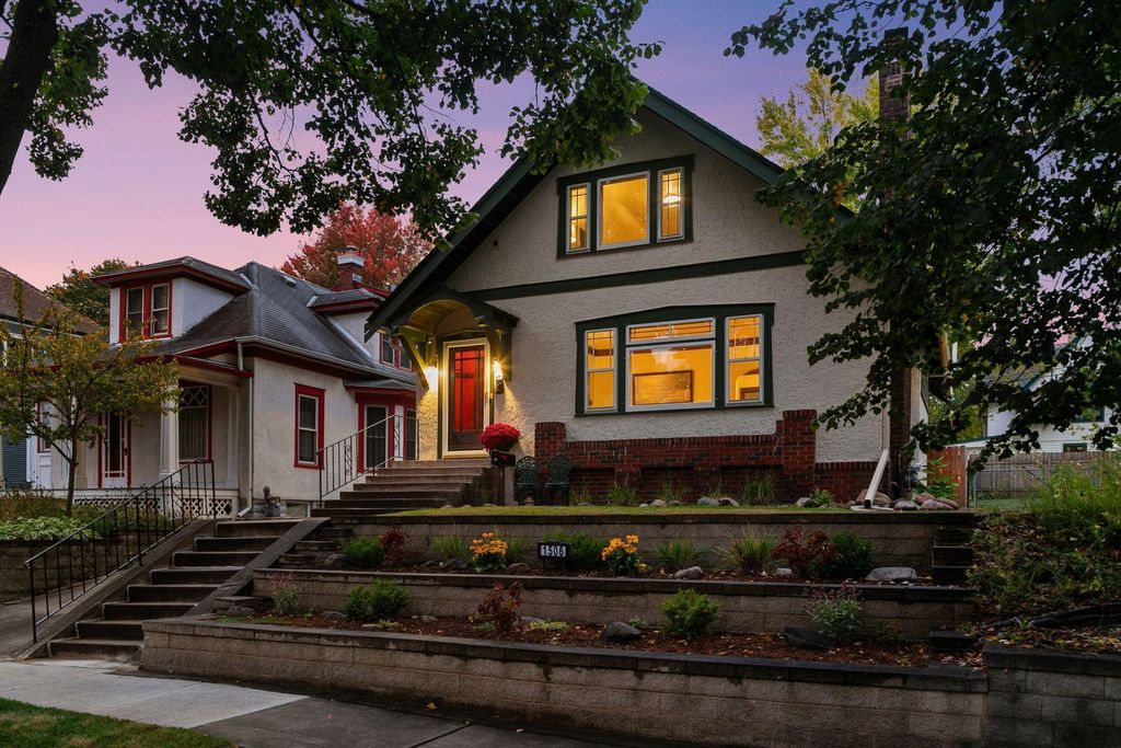 Photo of 1506 Hague Avenue, Saint Paul, MN 55104 (MLS # 7024749)