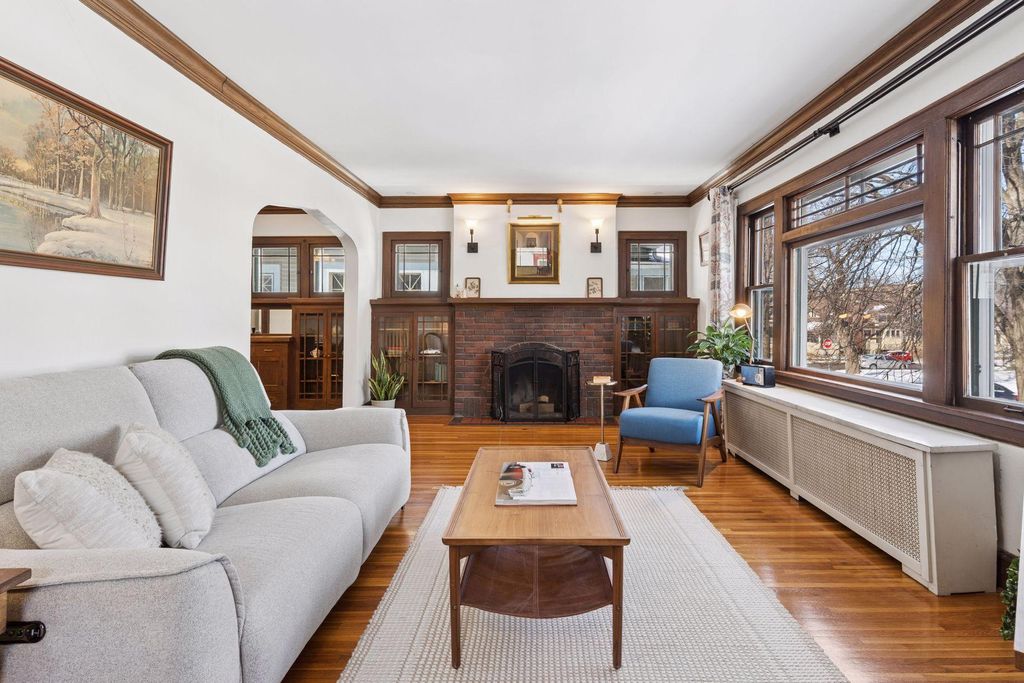 Photo of 1506 Hague Avenue, Saint Paul, MN 55104 (MLS # 7024749)