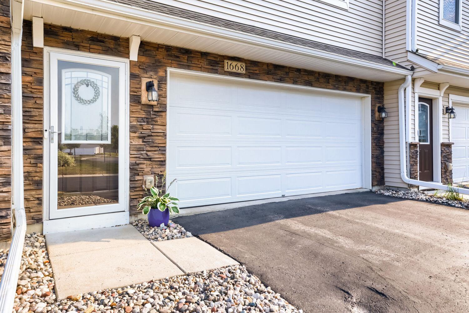 1668 Windigo Lane