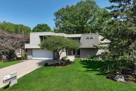 Photo of 620 Hillwood Court, Saint Paul, MN 55119 (MLS # 6535849)