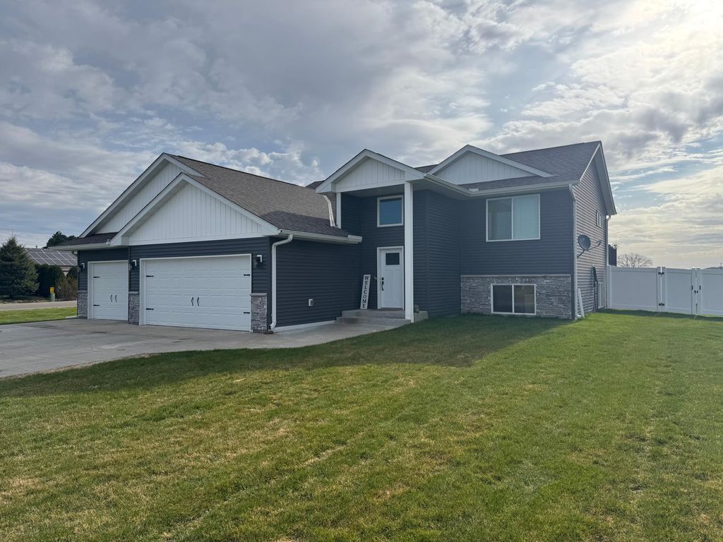 Photo of 17632 Grace Lane, Little Falls, MN 56345 (MLS # 7063304)