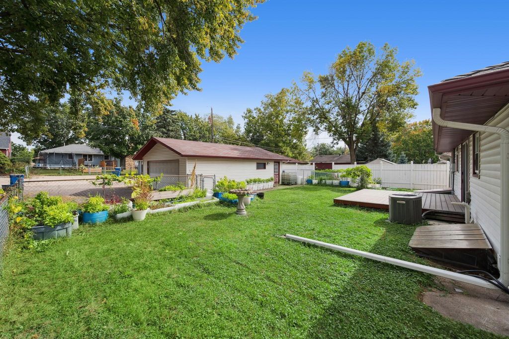 Photo of 463 11th Avenue NW, New Brighton, MN 55112 (MLS # 7019127)