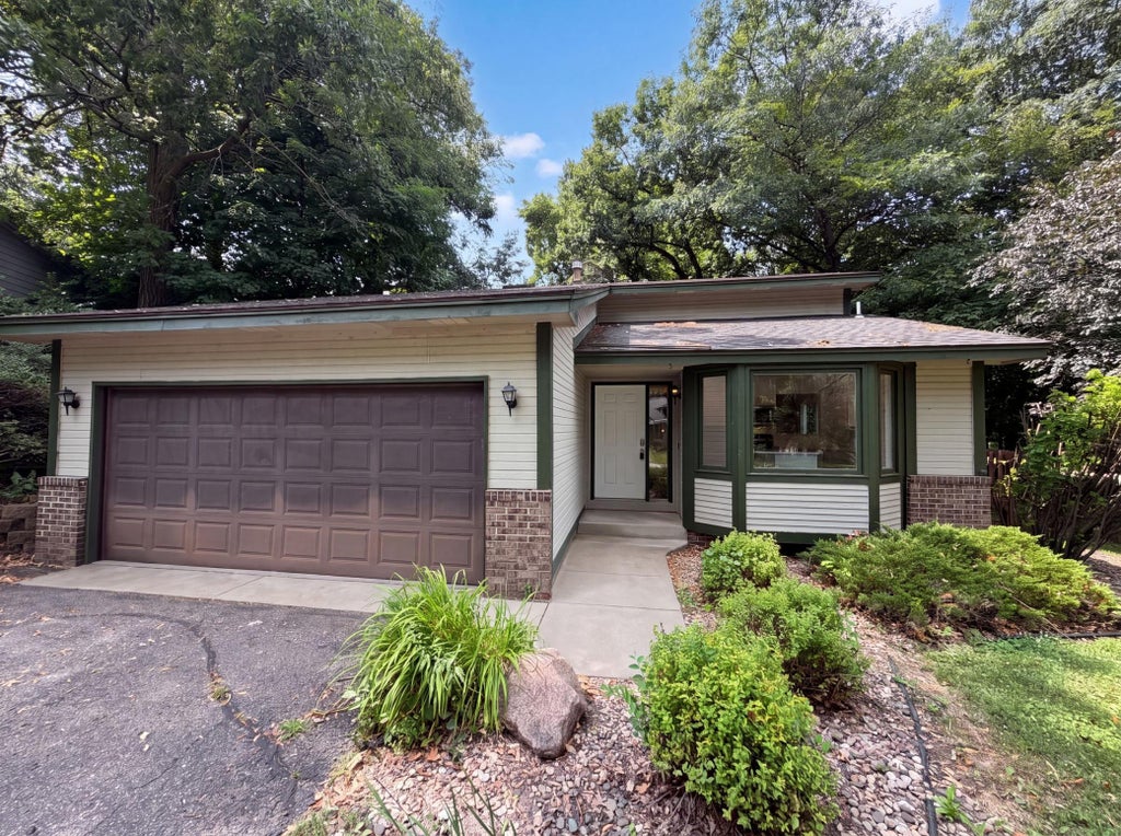 Photo of 2601 Setter Circle, Mound, MN 55364 (MLS # 7116129)
