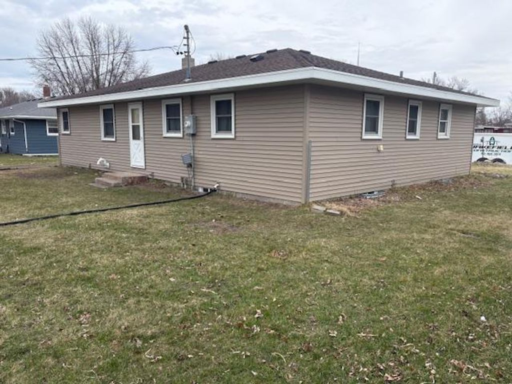 Photo of 300 6th Street W, Hector, MN 55342 (MLS # 7052569)