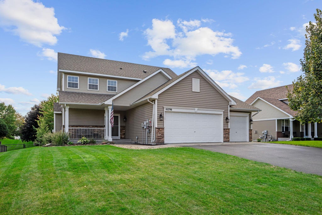 Photo of 16296 Fallbrook Drive, Lakeville, MN 55044 (MLS # 7163596)