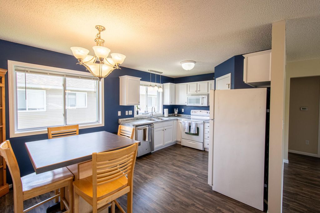 Photo of 445 Tanager Path, Mankato, MN 56001 (MLS # 7075521)