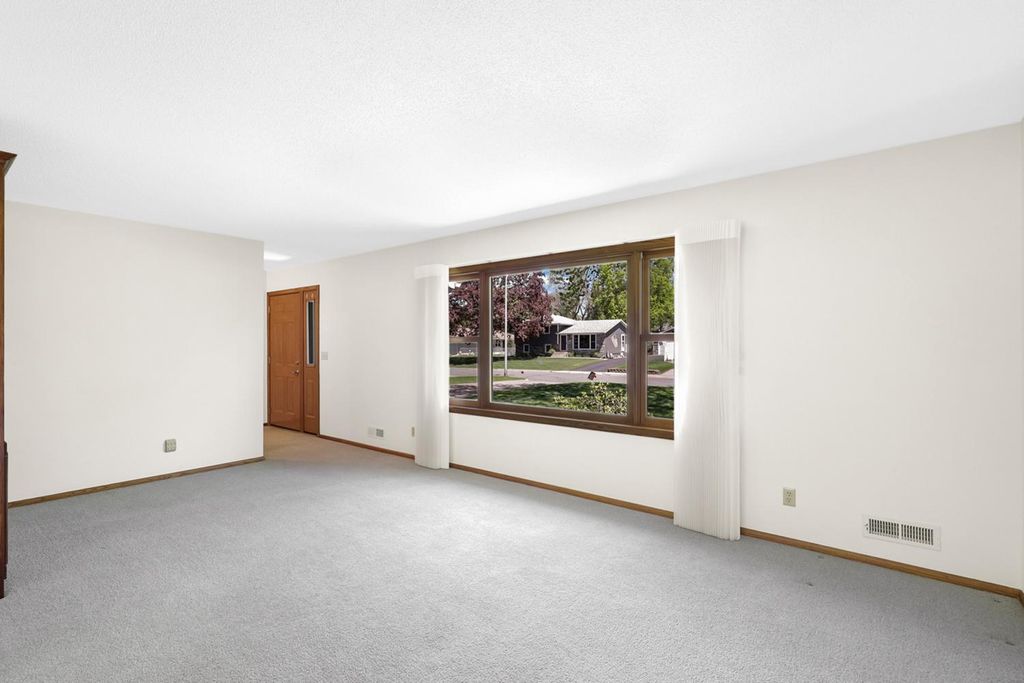 Photo of 173 Yoho Drive, Anoka, MN 55303 (MLS # 7039855)