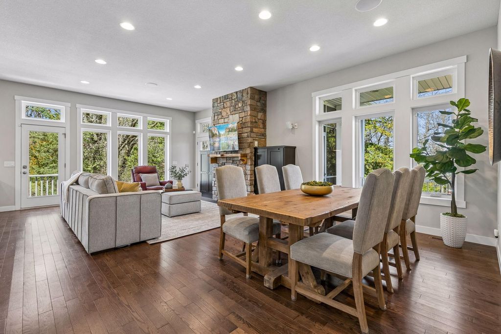 Photo of 8700 Eagle Creek Boulevard, Shakopee, MN 55379 (MLS # 7028704)