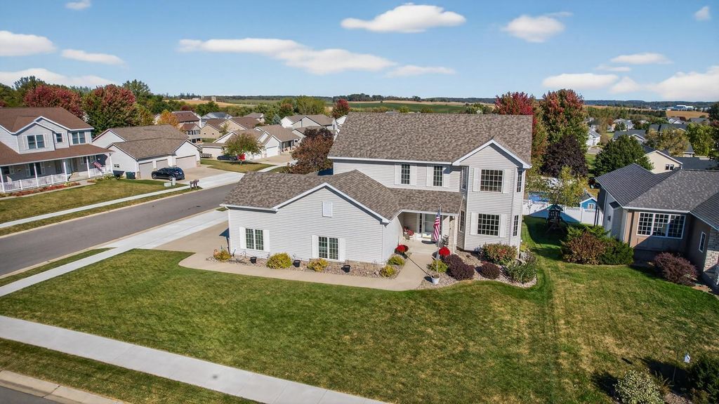 Photo of 713 7th Street NW, Byron, MN 55920 (MLS # 7037955)