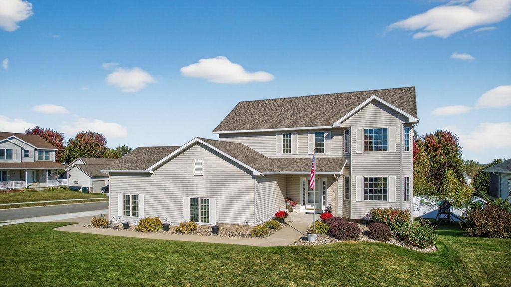 Photo of 713 7th Street NW, Byron, MN 55920 (MLS # 7037955)