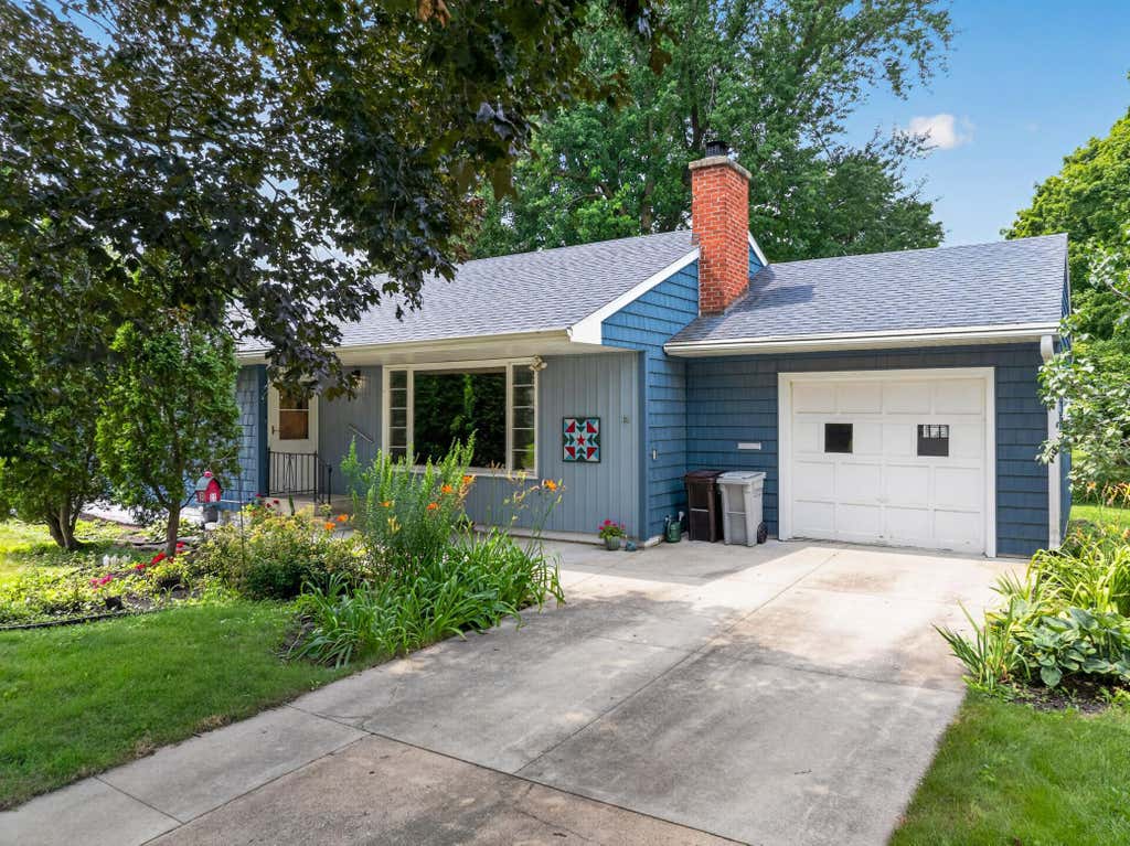 Photo of 303 5th Avenue NW, Kasson, MN 55944 (MLS # 7120875)