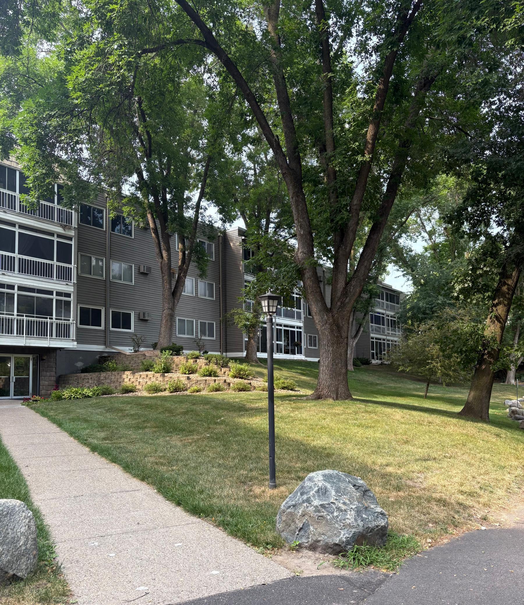135 Viking Drive E 309