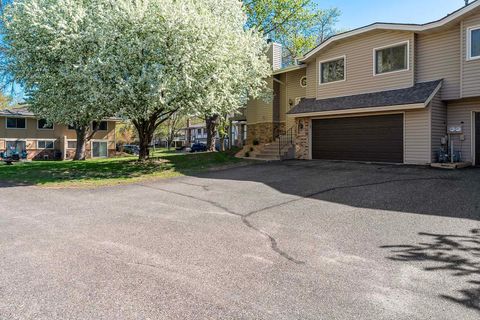 6822 Sherwood Road Woodbury MN 55125