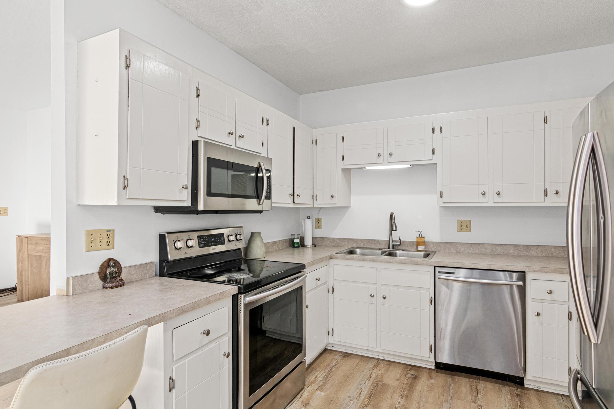 4090 Foss Road 139