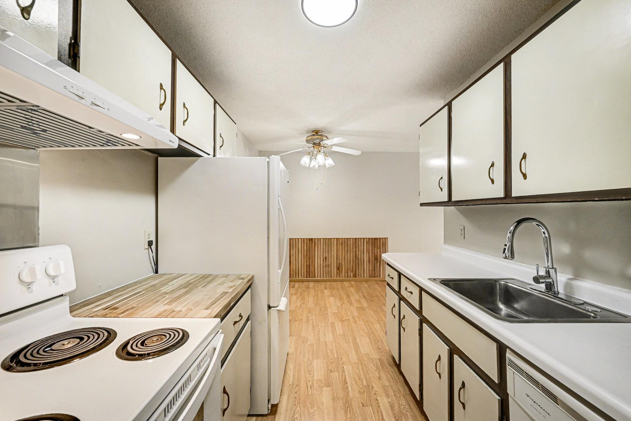 183 Little Canada Road E 302