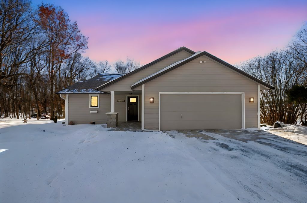 Photo of 21066 Malibu Avenue, Prior Lake, MN 55372 (MLS # 7042232)