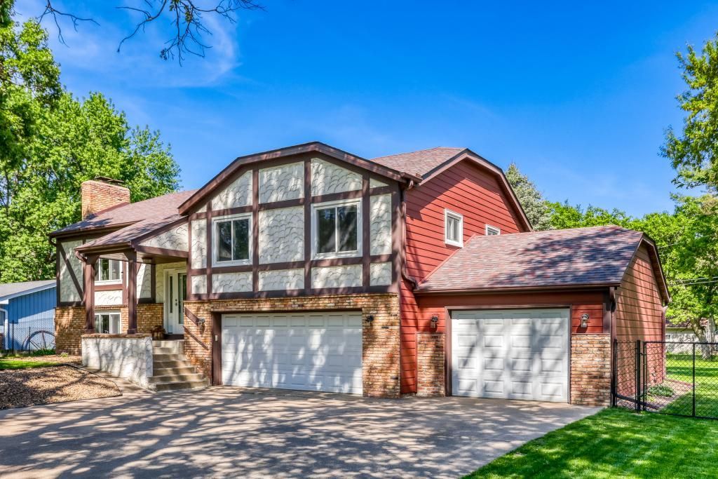 Photo of 9951 Ibis Street NW, Coon Rapids, MN 55433 (MLS # 7084036)