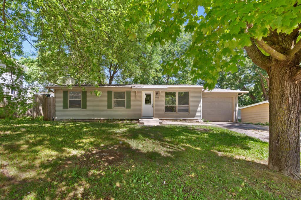 Photo of 3940 Willow Heights Drive SW, Rochester, MN 55902 (MLS # 7110546)