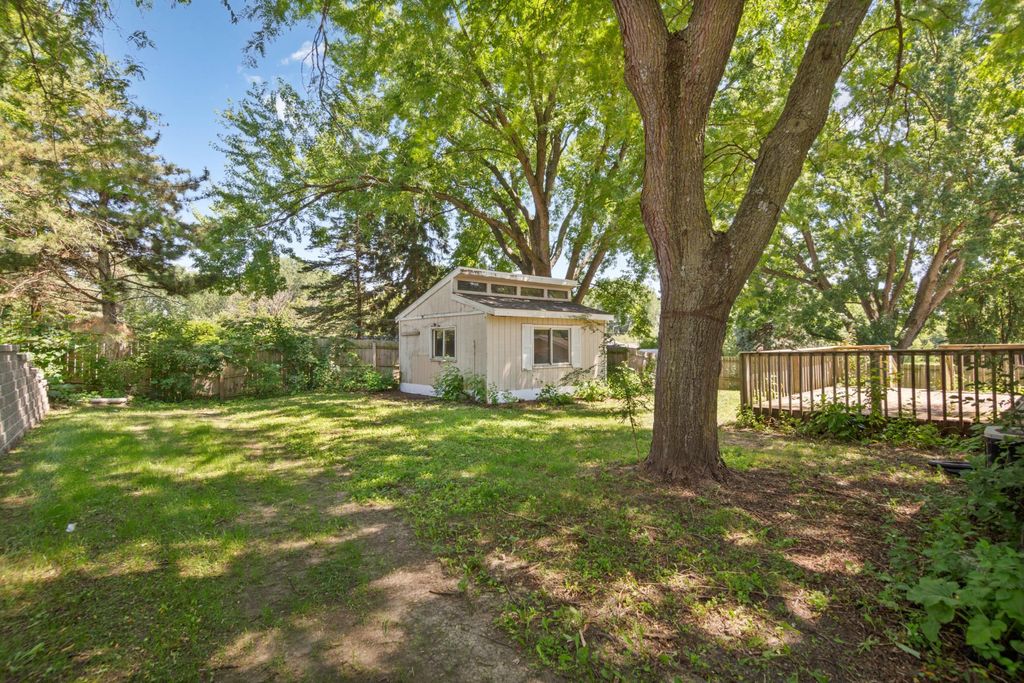 Photo of 3940 Willow Heights Drive SW, Rochester, MN 55902 (MLS # 7110546)