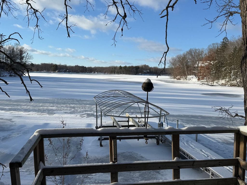 Photo of 1085 N County Road F #Unit 11, Edgewater, WI 54817 (MLS # 6824510)