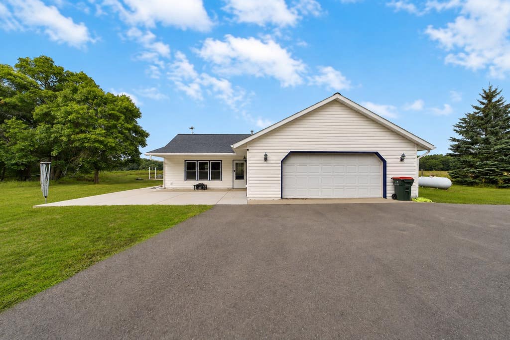 Photo of 3736 Cedar Scenic Road, Baxter, MN 56425 (MLS # 7130898)