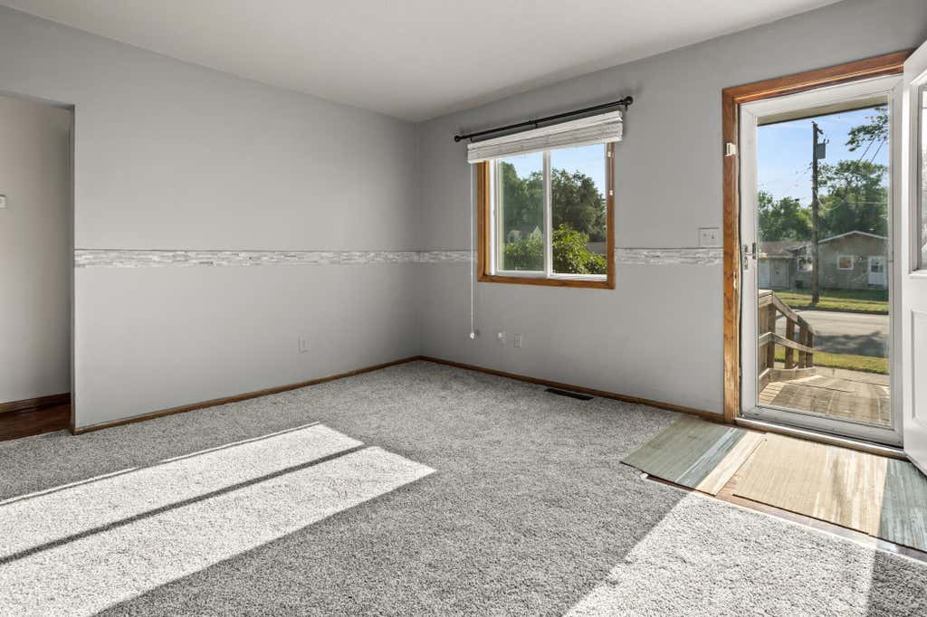 Photo of 405 14th Street N, Moorhead, MN 56560 (MLS # 7116440)