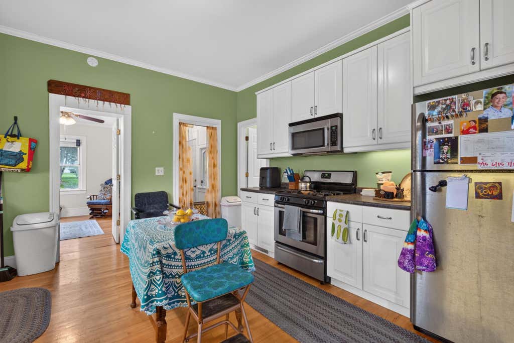 Photo of 444-446 Madison Street NE, Minneapolis, MN 55413 (MLS # 7105425)