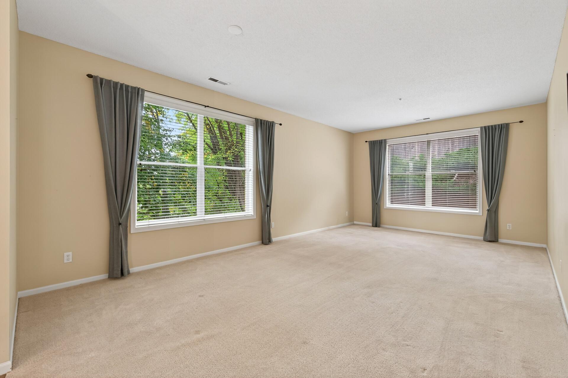 1941 Ford Parkway 102